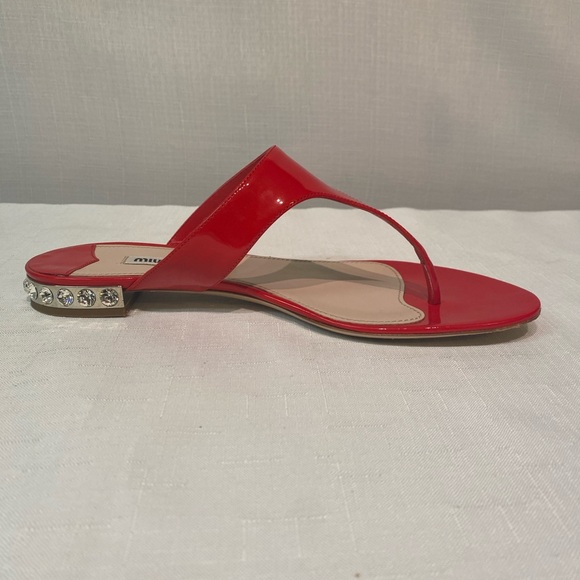 Miu Miu Thong Sandals Red Patent Leather  Metal & Rhinestone Low Heel 8.5B Italy - Picture 12 of 15
